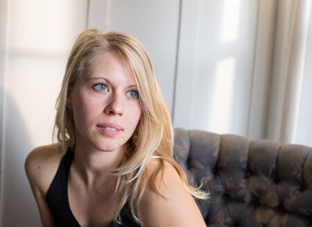 HGHSIwghAZQ2VL-Owc6-h5lRrPqziY-YxRkFe6_dMB4