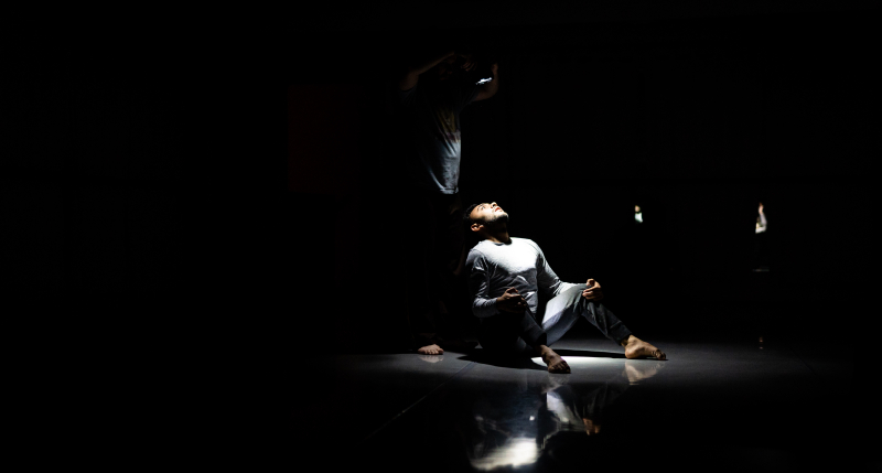Rogelio Lopez & Dancers 2 - photo_ Ryan Kwok
